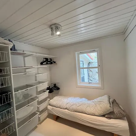 Big, Family-Friendly Summer House With Sea View *