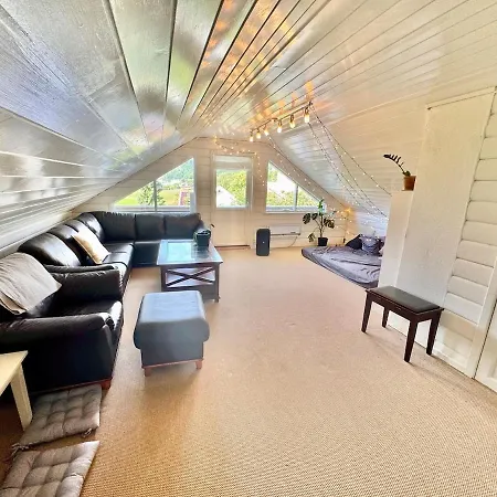 Big, Family-Friendly Summer House With Sea View Σπίτι διακοπών
